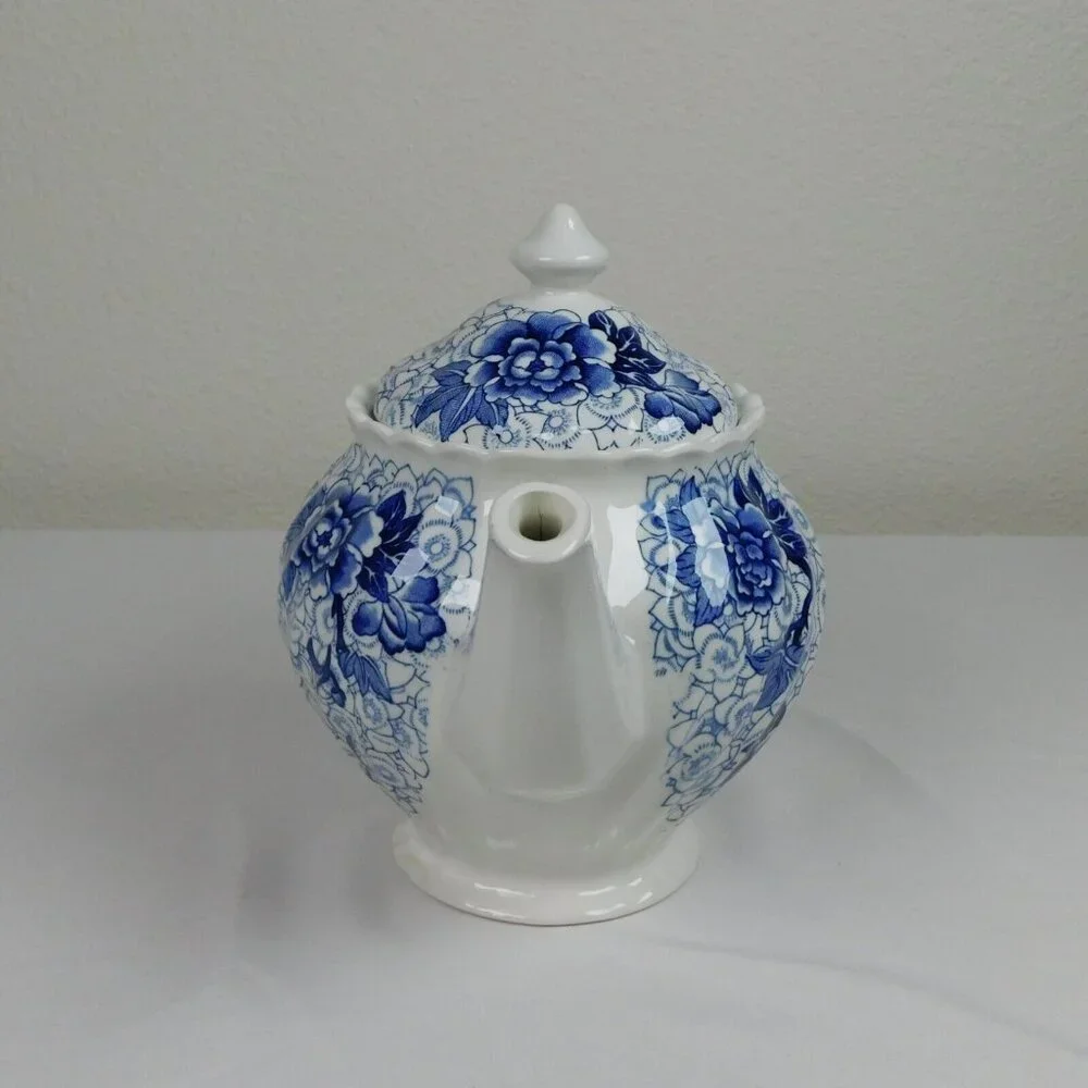 Johnson Brothers Lotus Blue Fine China Floral Swirl Rim Teapot Lid Vintage 1979 - Picture 4 of 12